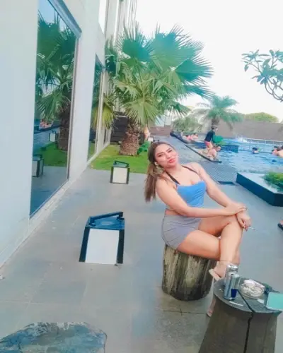 Escort Dhansiripar